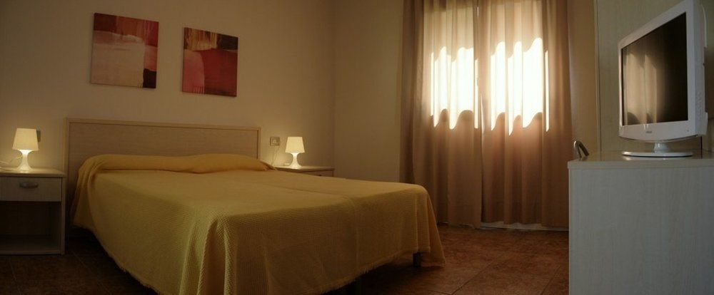 Villaggio Mithos Misano Adriatico Buitenkant foto