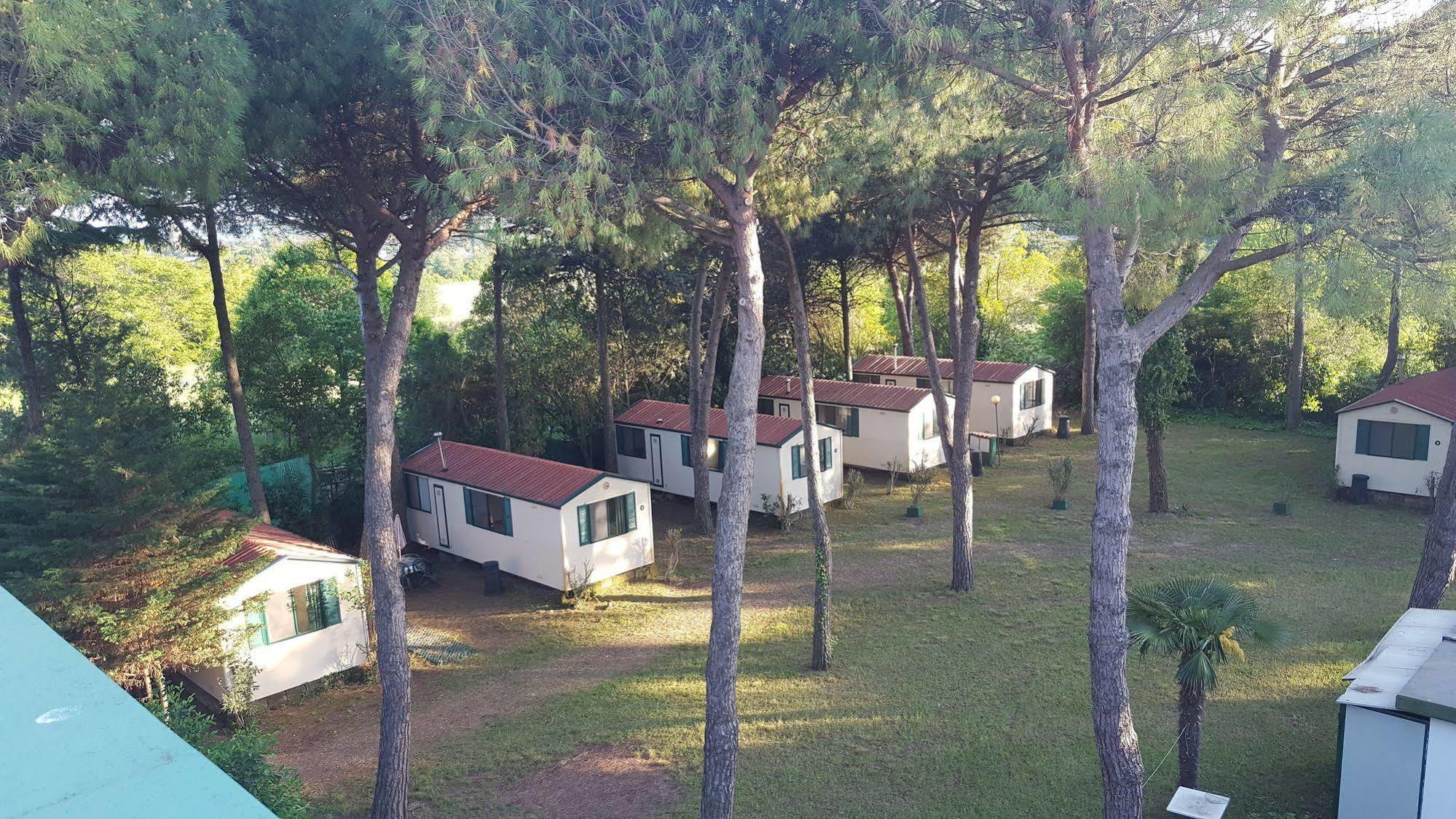 Villaggio Mithos Misano Adriatico Buitenkant foto